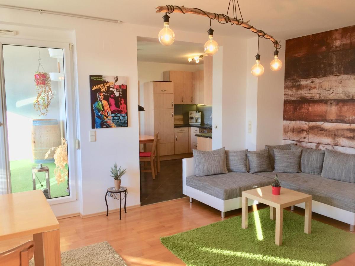 Apartment Panoramablick Mit Infrarotkabine Auf Der Grossen Terrasse Und Traumhaften Ausblick Oberschutzen Exterior photo